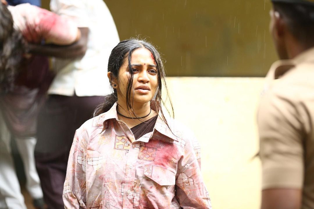PHOTOS: ரோஸ்மில்க் பேபியான விடுதலை தமிழ்ச்செல்வி.. பவானிஸ்ரீயின் நச் ஸ்டில்ஸ்!