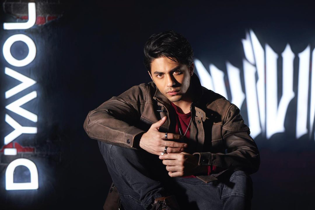 All You Need to know about King Khan’s Son Aryan Khan’s ridiculously expensive streetwear brand D’Yavol X