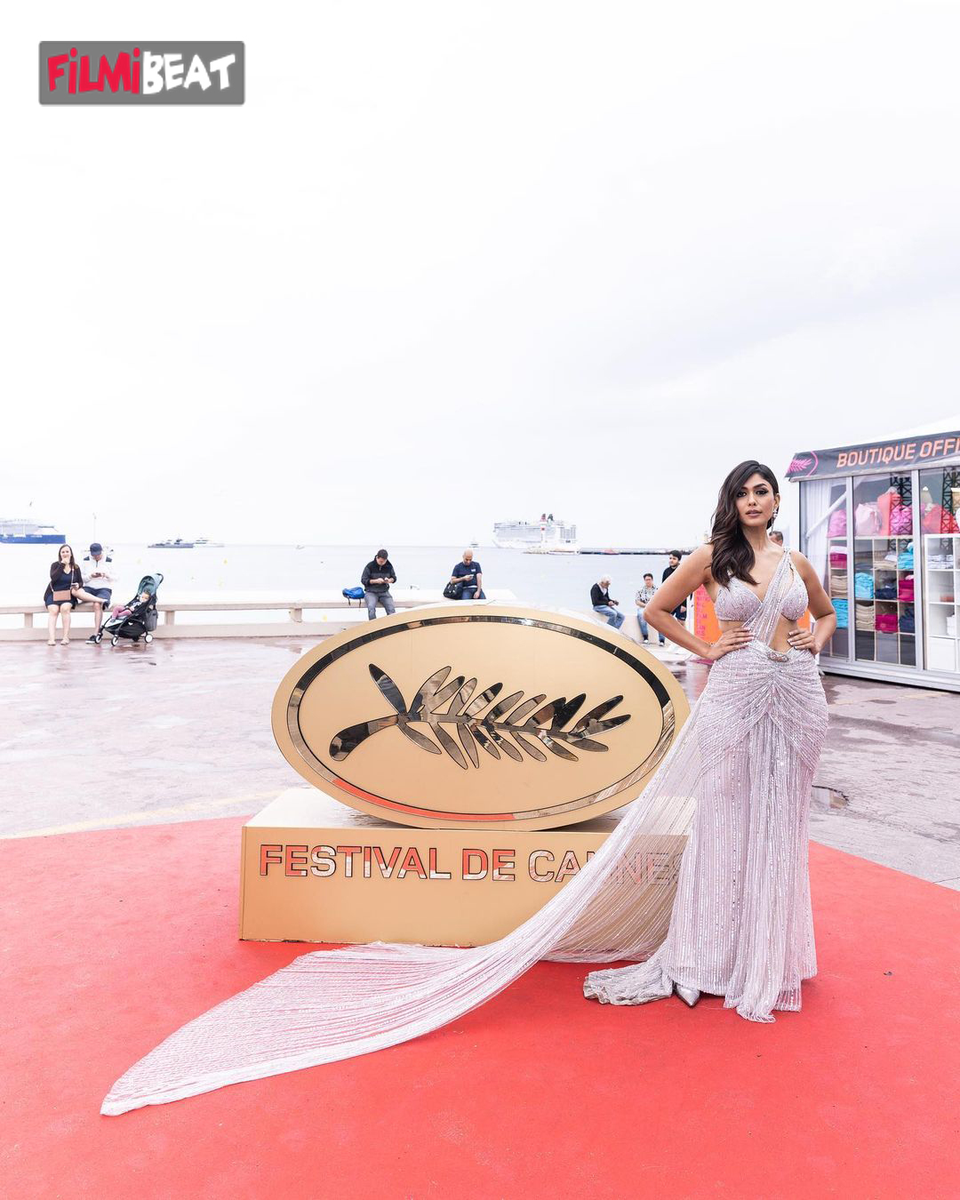 Cannes 2023: After Sara Ali Khan, Mrunal Thakur goes Desi on the 76th Cannes Red Carpet
