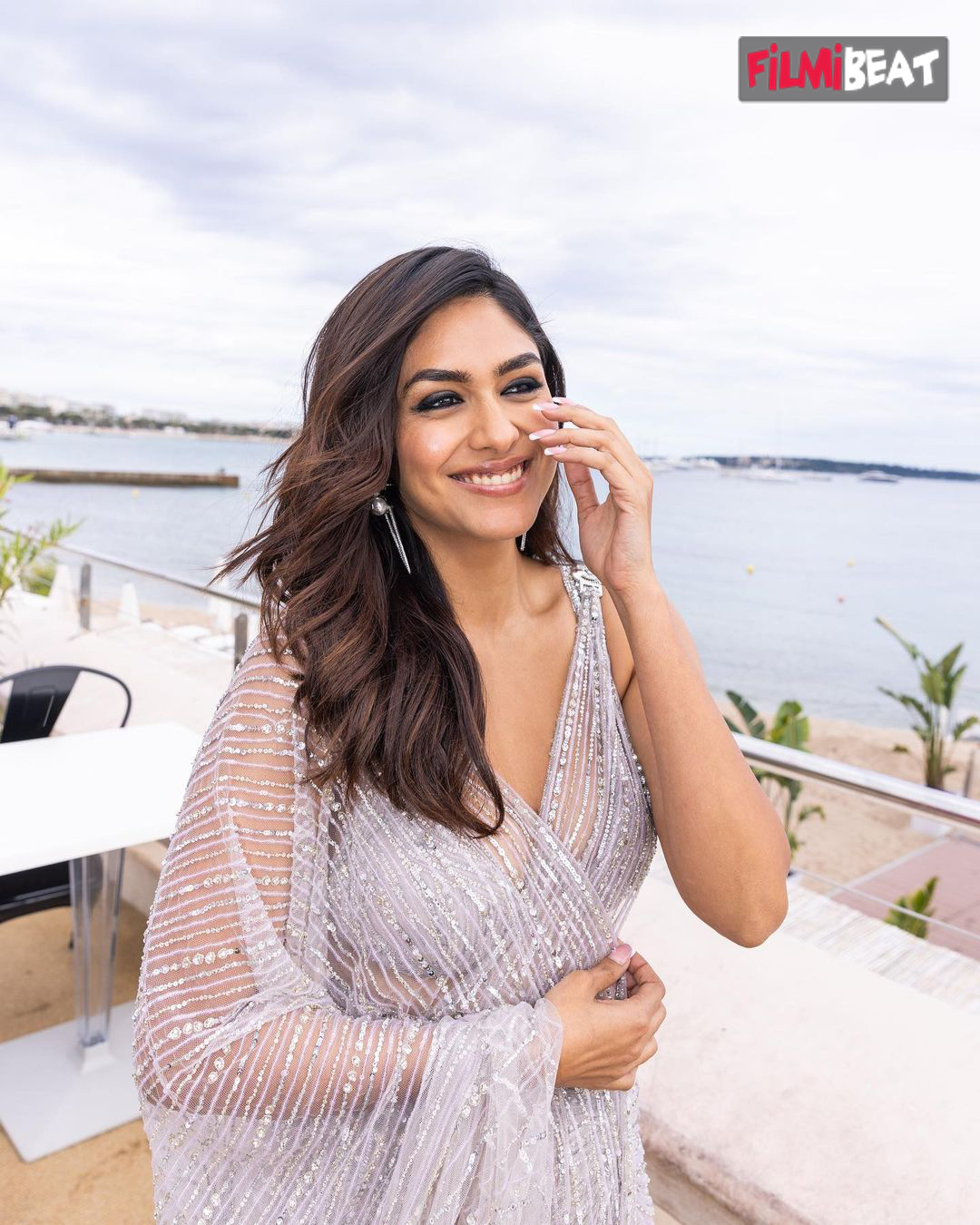 Cannes 2023: After Sara Ali Khan, Mrunal Thakur goes Desi on the 76th Cannes Red Carpet