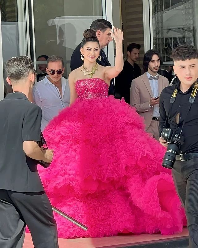 Cannes 2023: Sara Ali Khan, Manushi Chillar, and Urvashi Rautela slay their red carpet looks at Cannes