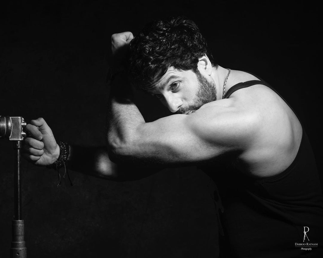 Fardeen Khan Goes from Fat to Fab, fans demand his Bollywood comeback