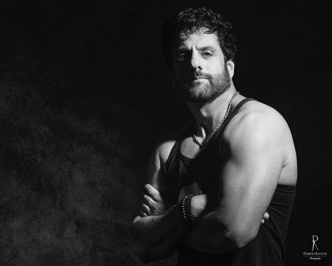 Fardeen Khan Goes from Fat to Fab, fans demand his Bollywood comeback