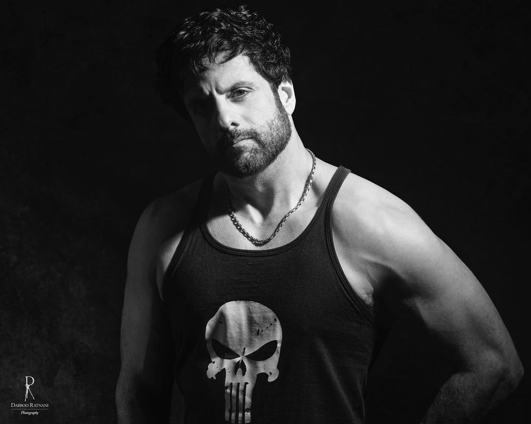 Fardeen Khan Goes from Fat to Fab, fans demand his Bollywood comeback