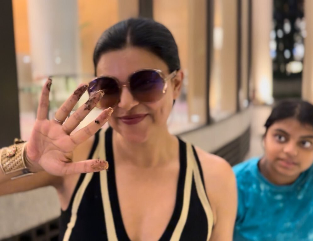 InPic: Actress Sushmita Sen commemorates 29 years as Miss Universe with her daughters, enjoys the day with family