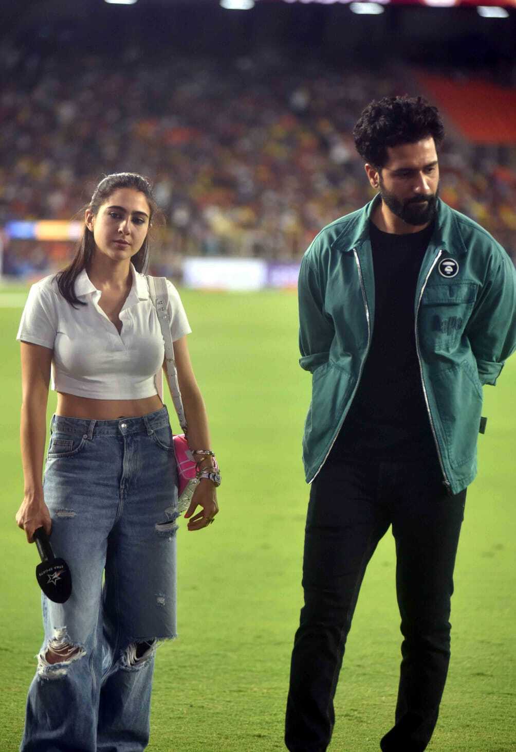 ‘Kapil and Somya’ aka Sara Ali Khan and Vicky Kaushal attended the IPL finale, fans excited to see the fresh Jodi onscreen