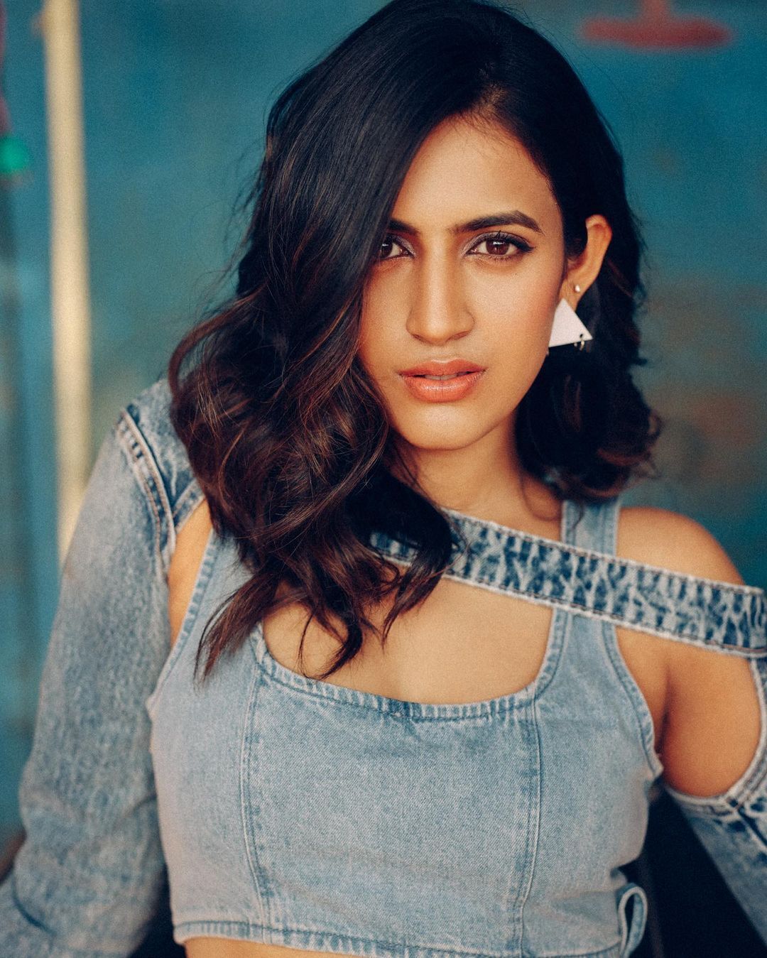 Niharika Konidela: బ్రాలో నిహారిక అందాల విందు.. డిఫరెంట్ పోజులతో పిక్స్ వైరల్