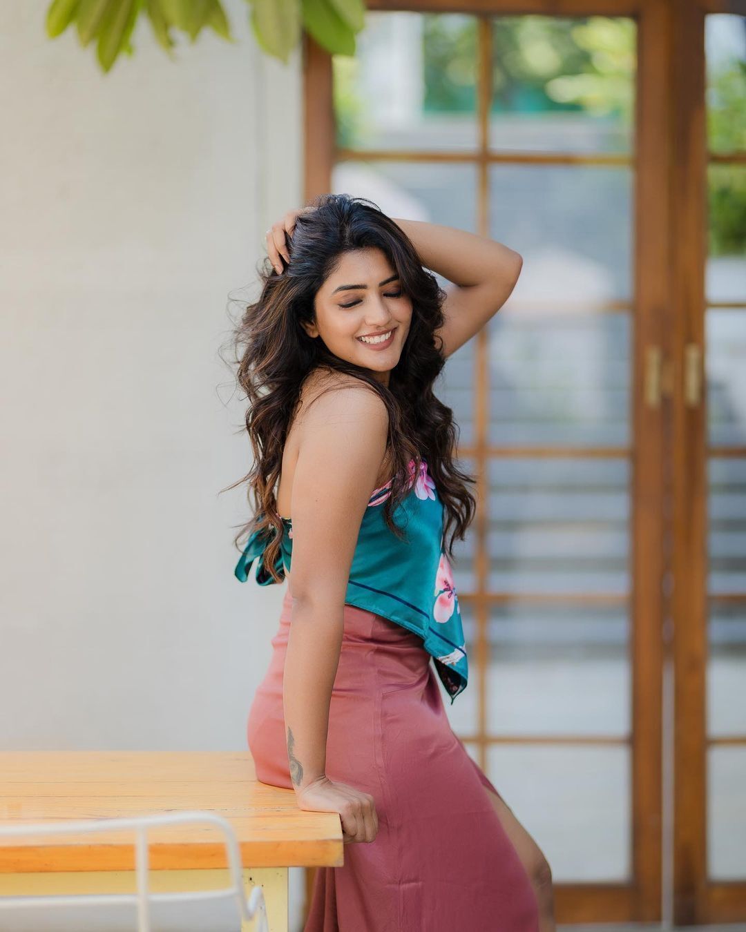 860 Eesha Rebba Photos: Find Latest HD Images, Pictures, Stills & Pics -  Filmibeat