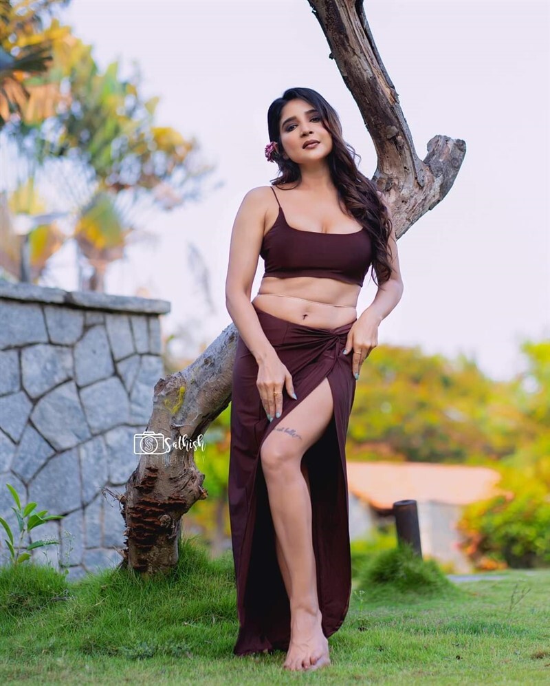 Sakshi Agarwal Latest Hot Photoshoot