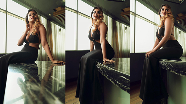 Shivani Narayanan Latest Photoshoot Pictures