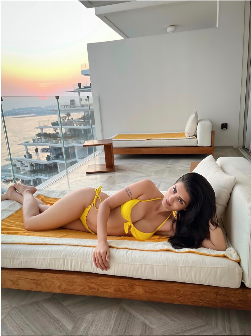 Sonali Raut Bikini Photoshoot Goes Viral On Internet