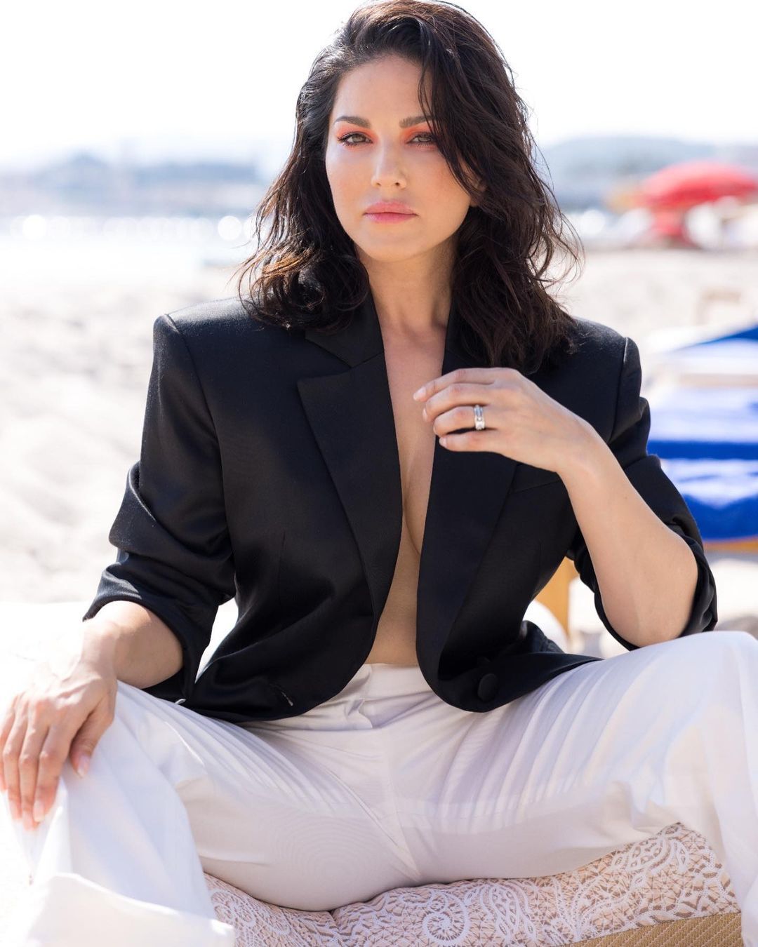 Sunny Leone Goes Braless at the French Riviera, Shows off Her Hot 'Bod' in Series of Glam Photos