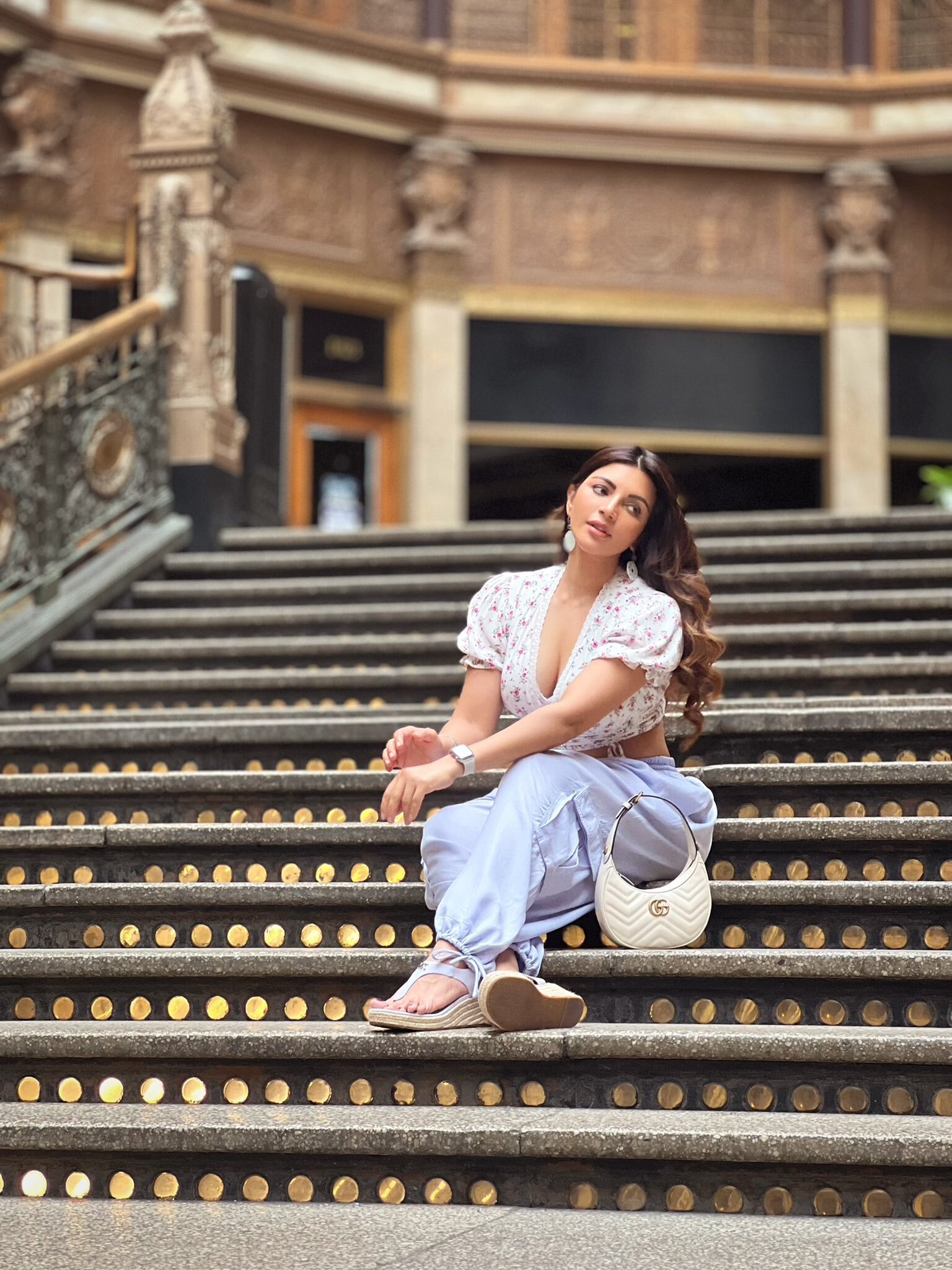 Shama Sikander: అతి దారుణంగా హీరోయిన్ హాట్ షో.. ఎద అందాలు మొత్తం చూపిస్తుందిగా!