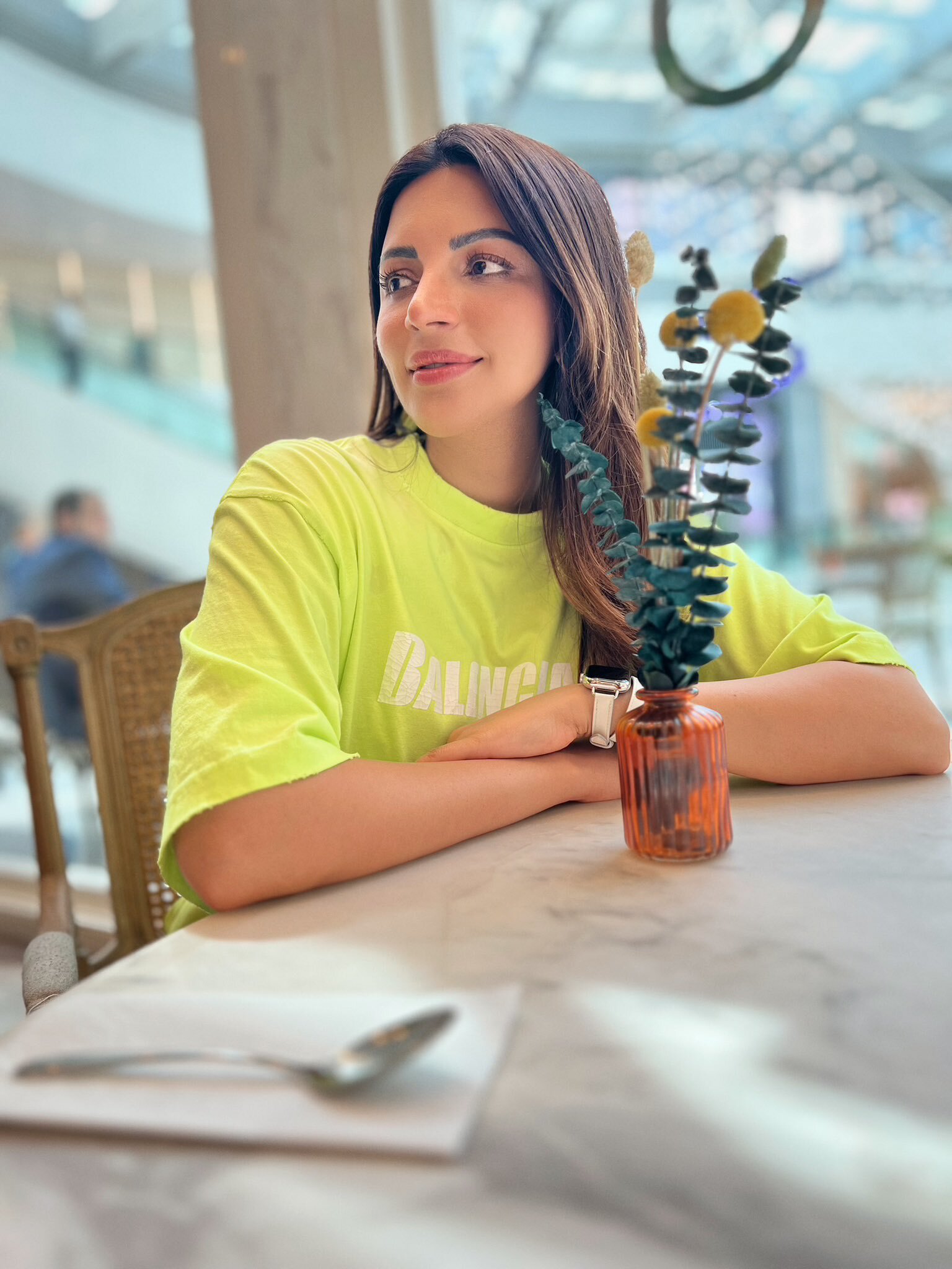 Shama Sikander: అతి దారుణంగా హీరోయిన్ హాట్ షో.. ఎద అందాలు మొత్తం చూపిస్తుందిగా!