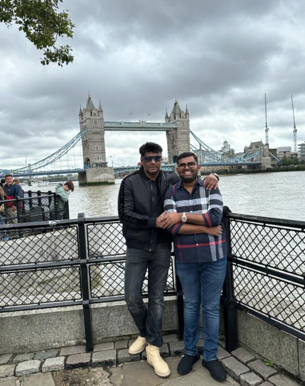 Darshan Thoogudeepa Enjoys His Vacation With Friends; Pics Goes Viral