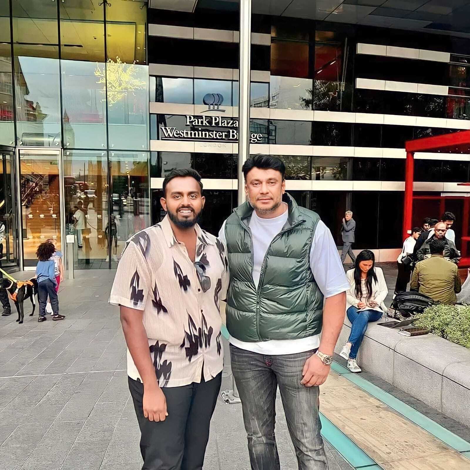 Darshan Thoogudeepa Enjoys His Vacation With Friends; Pics Goes Viral