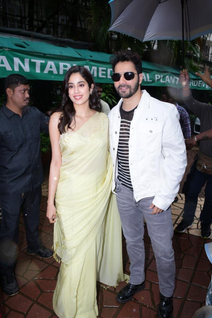 Varun Dhawan and Janhvi Kapoor snapped promoting thier Film Bawaal at National College in Bandra