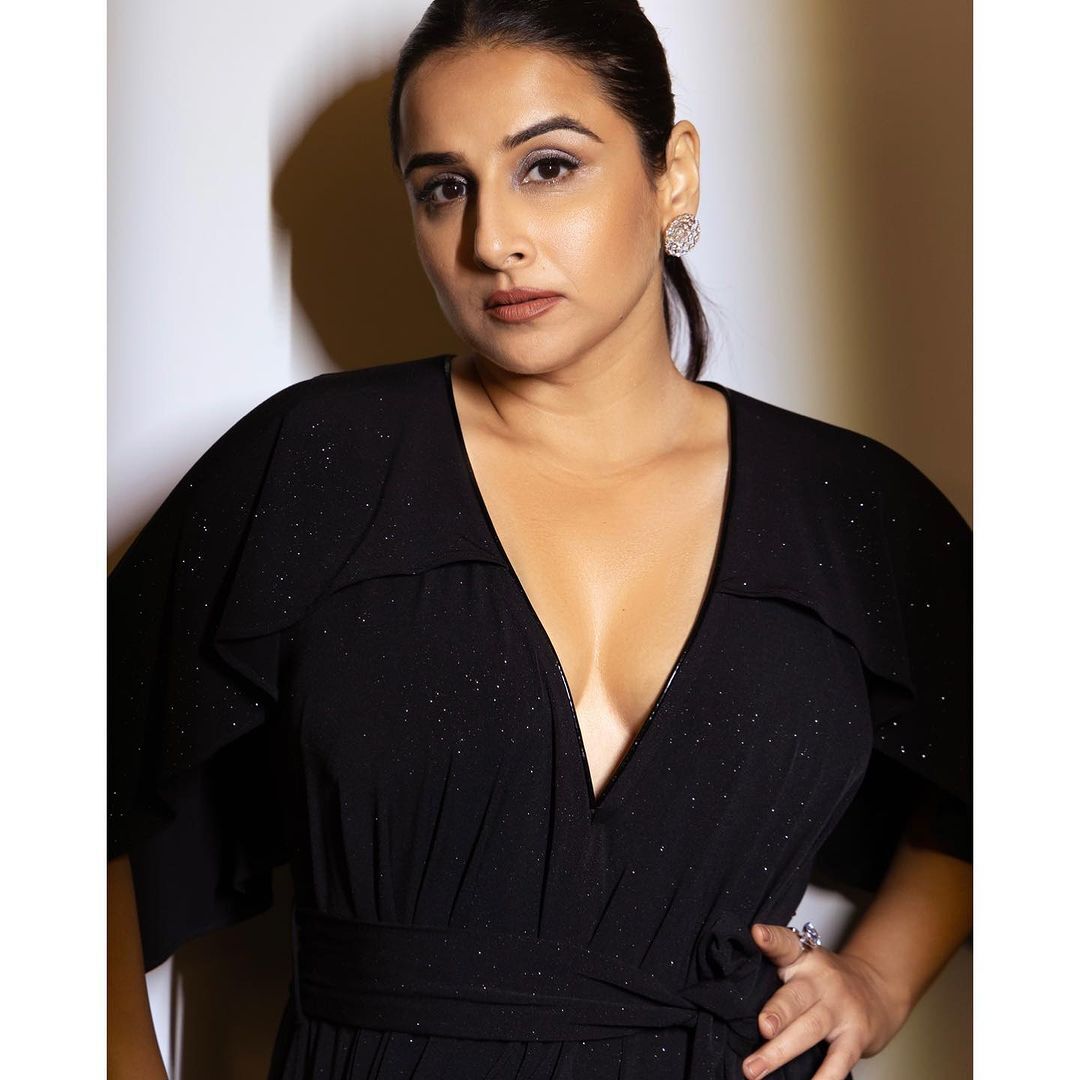 Vidya Balan Stuns in Shimmering Black Dress: A Glamorous Look Worth Noticing