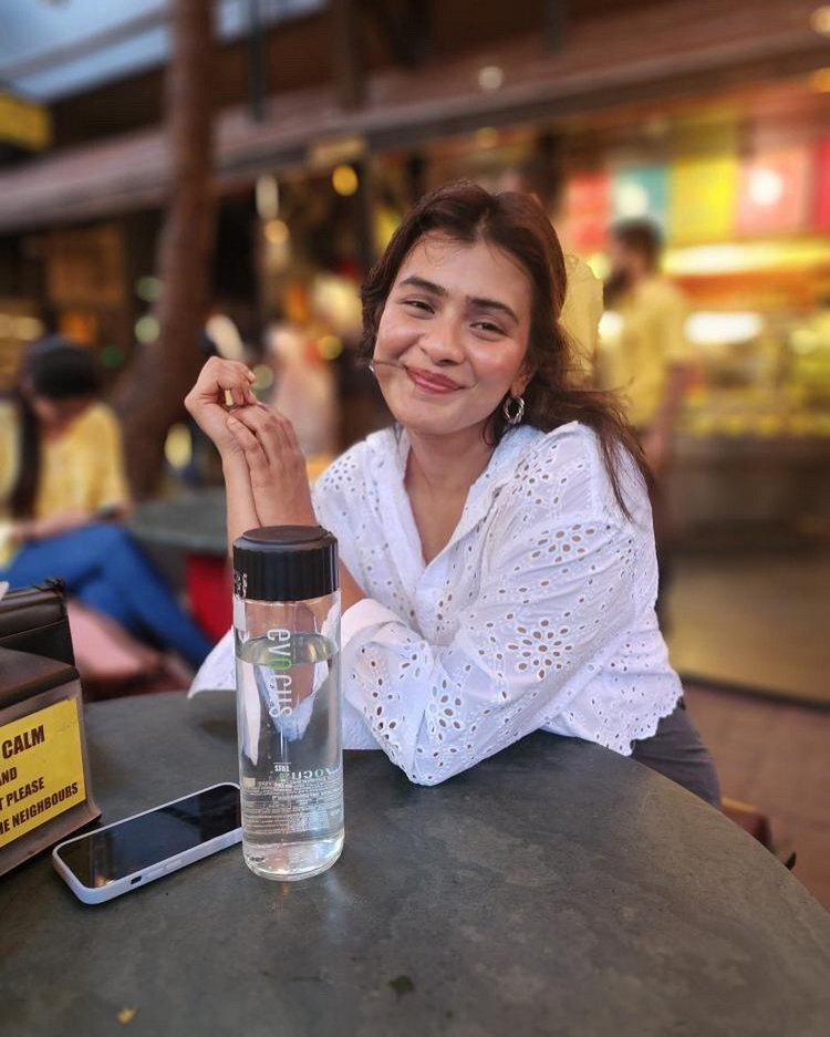 Hebah Patel: కురచ బట్టల్లో అబ్బా అనిపించిన హెబ్బా.. ఆ ఫోజులు చూస్తే మెంటలే!