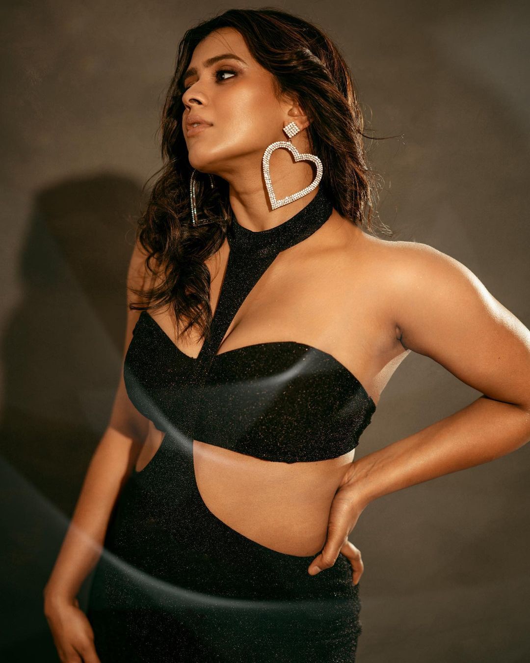 Hebah Patel: కురచ బట్టల్లో అబ్బా అనిపించిన హెబ్బా.. ఆ ఫోజులు చూస్తే మెంటలే!