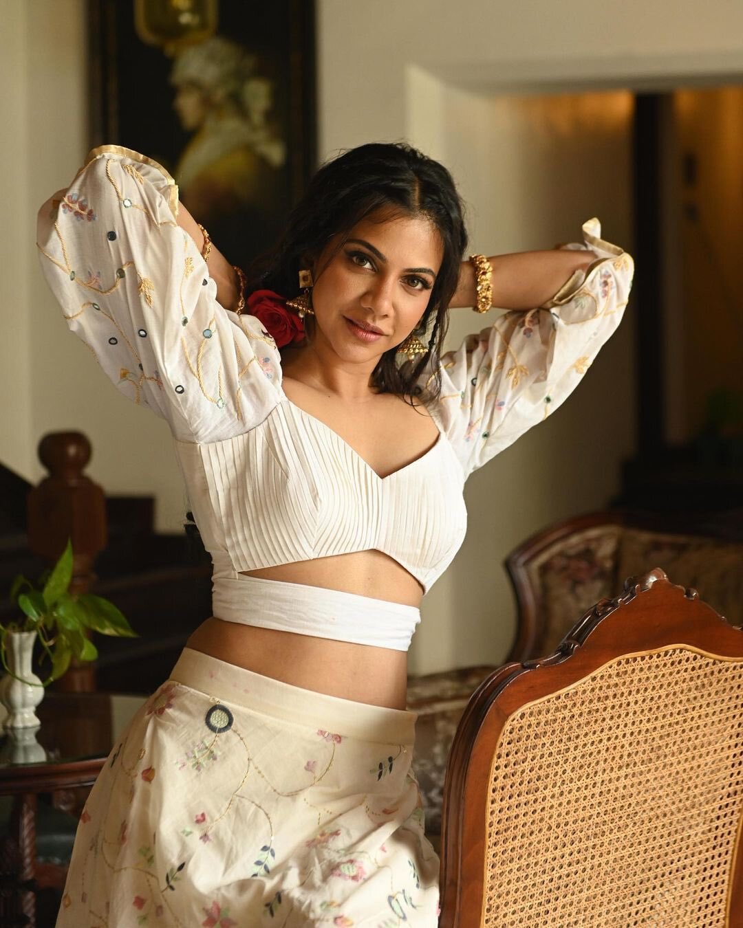 Madonna Sebastian: ప్రేమమ్ బ్యూటీ అందాల వరద.. క్యూట్ లుక్స్‌తోనూ టెంప్ట్ చేస్తుందిగా!