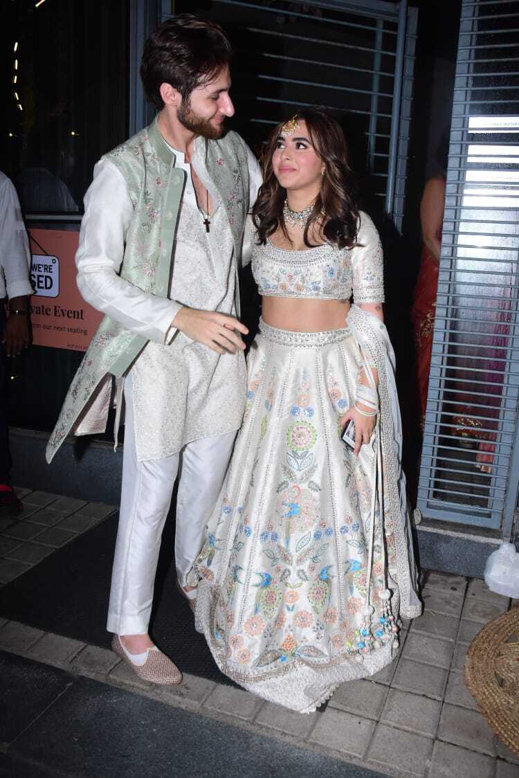 Anurag Kashyap's Daughter Aaliyah Kashyap's Dreamy Engagement Party Lights Up Mumbai