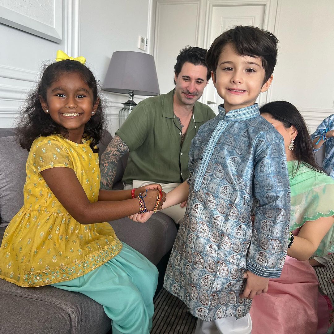 Raksha Bandhan 2023: Sunny Leone Marks Raksha Bandhan with Family, Adorns Traditional Suit for the Occasion