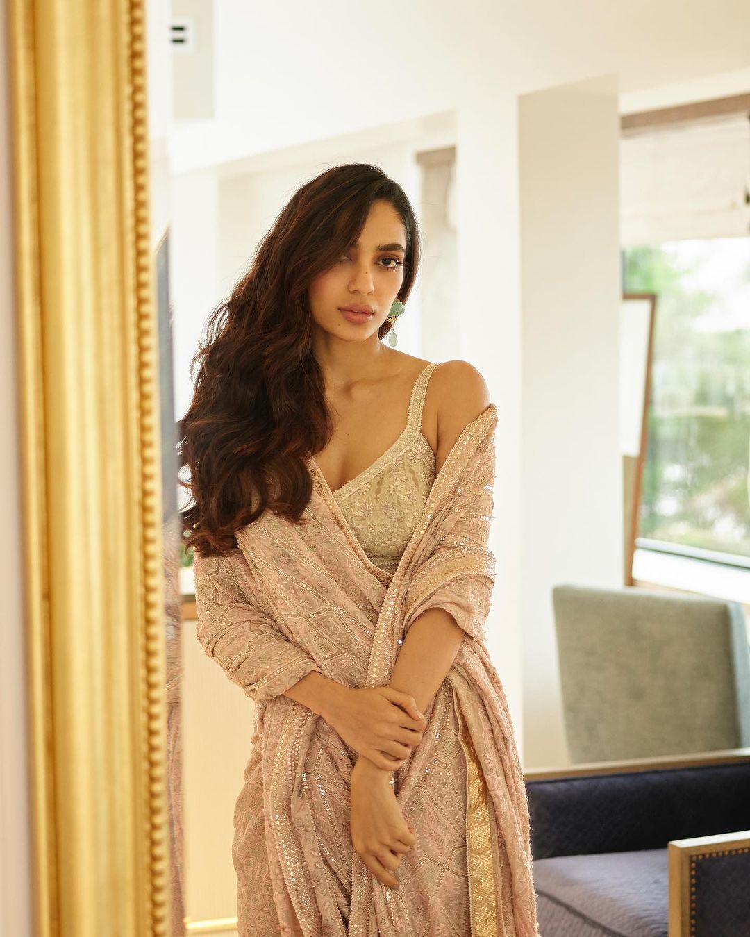 Sobhita Dhulipala: అందాలతో రెచ్చిపోయిన శోభితా.. ఆ హొయలు చూస్తే మతి పోవాల్సిందే!