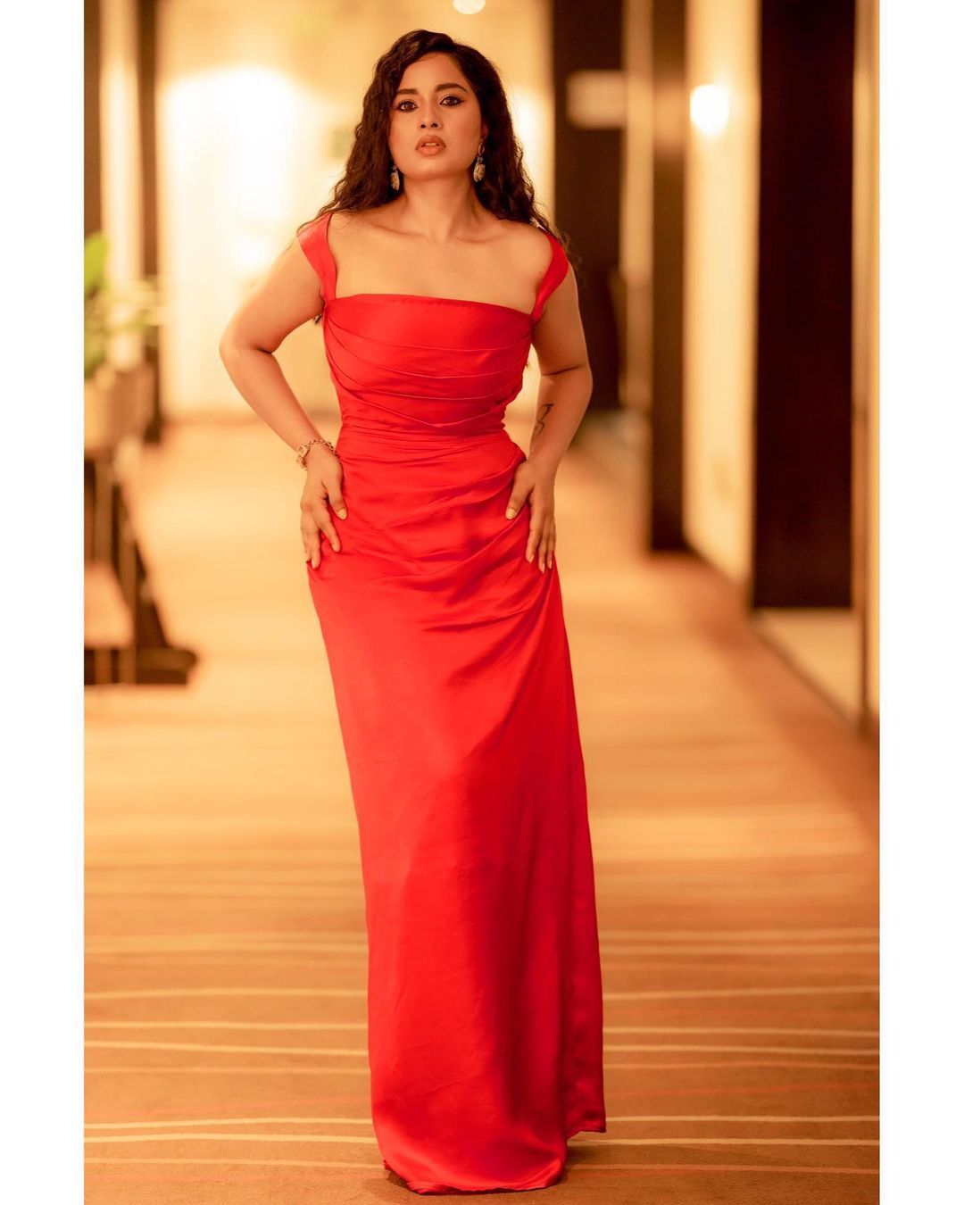 Tollywood Diva Srushti Dange Turns Up the Heat in a Red-Hot Gown