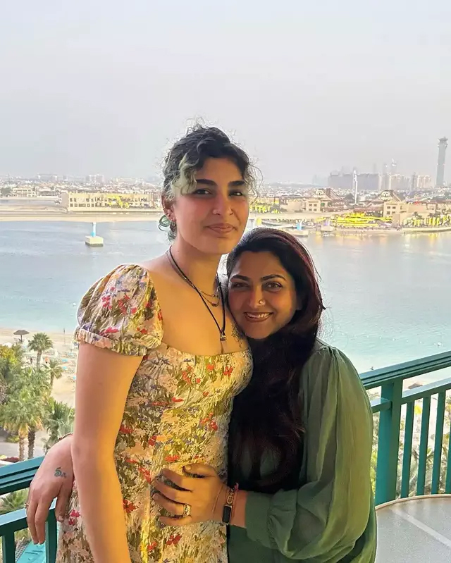 Viral Pictures Of Kushboo With Her Lovely Daughters