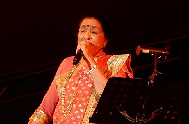 Happy Birthday Asha Bhosle:  Queen of Melody turns 90, Take a Look At Her Remarkable Music Journey