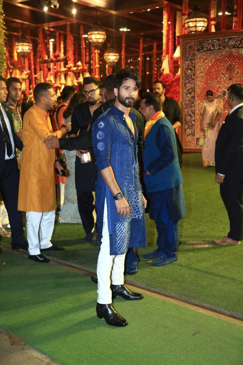 Salman Khan, Sara Ali Khan, Anil Kapoor, Rekha and other Celebs at Ambani's Ganesh Chaturthi Celebrations 2023