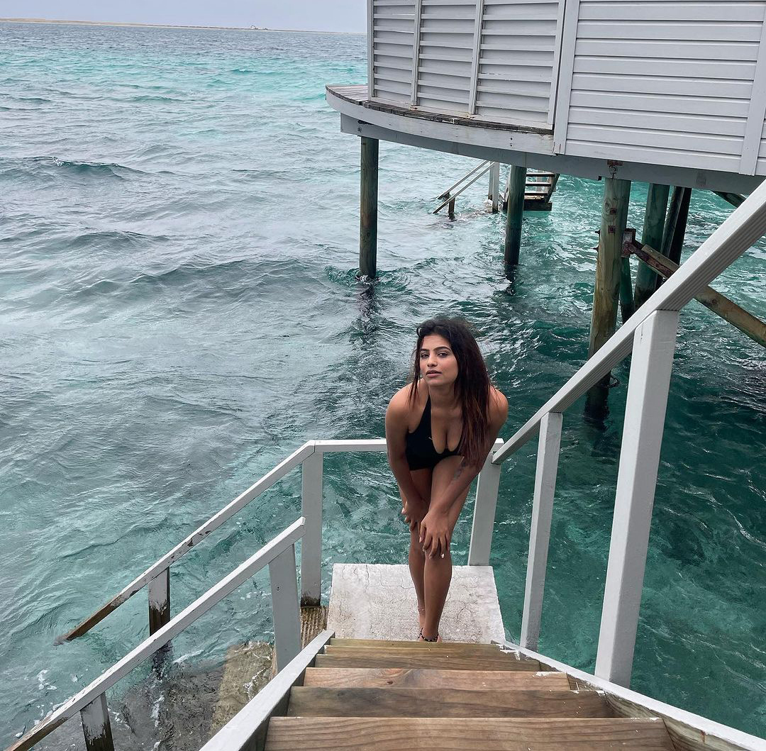 Sonu Srinivas Gowda Bold Look From Her Maldives Vacation