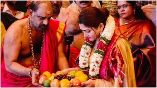 ಕೇರಳದ ದೇವಸ್ಥಾನದಲ್ಲಿ ಖುಷ್ಬೂಗೆ ನಾರಿ ಪೂಜೆ ಫೋಟೊ ವೈರಲ್