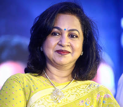 ये बॉलीवुड हसीनाएं रचा चुकी हैं कई शादियां, इस एक्ट्रेस ने तो चार किया ब्याह