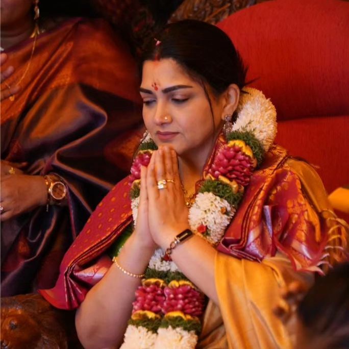 Actress Kushboo Sundar Selected for Nari Puja in Kerala, Photos Go Viral
