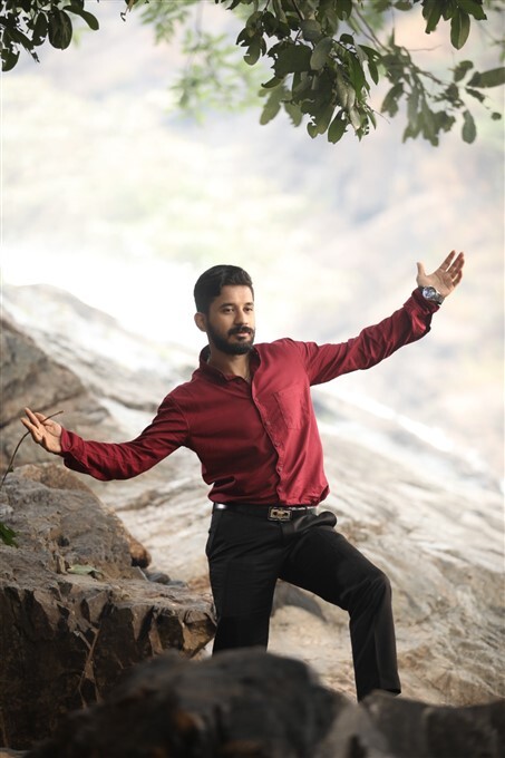 ಟಗರು ಪಲ್ಯ ಶೂಟಿಂಗ್ ಹೇಗೆಲ್ಲಾ ಇತ್ತು ಗೊತ್ತಾ? ಫೋಟೋಗಳನ್ನು ನೋಡಿದ್ರೆ ಹಳ್ಳಿ ನೆನಪಾಗುತ್ತೆ! 