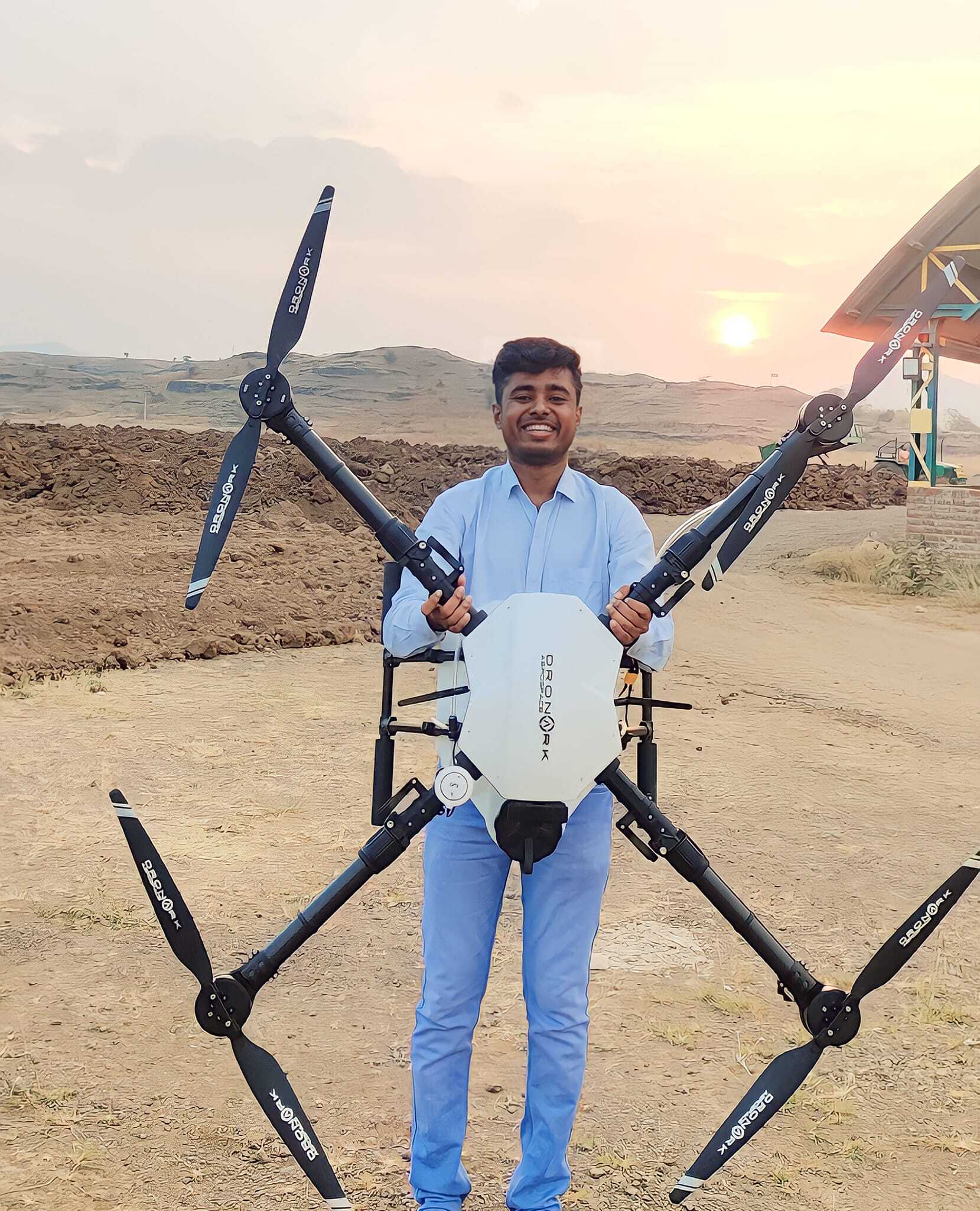 DronePrathap(Bigg Boss 10 kannada Contestant)