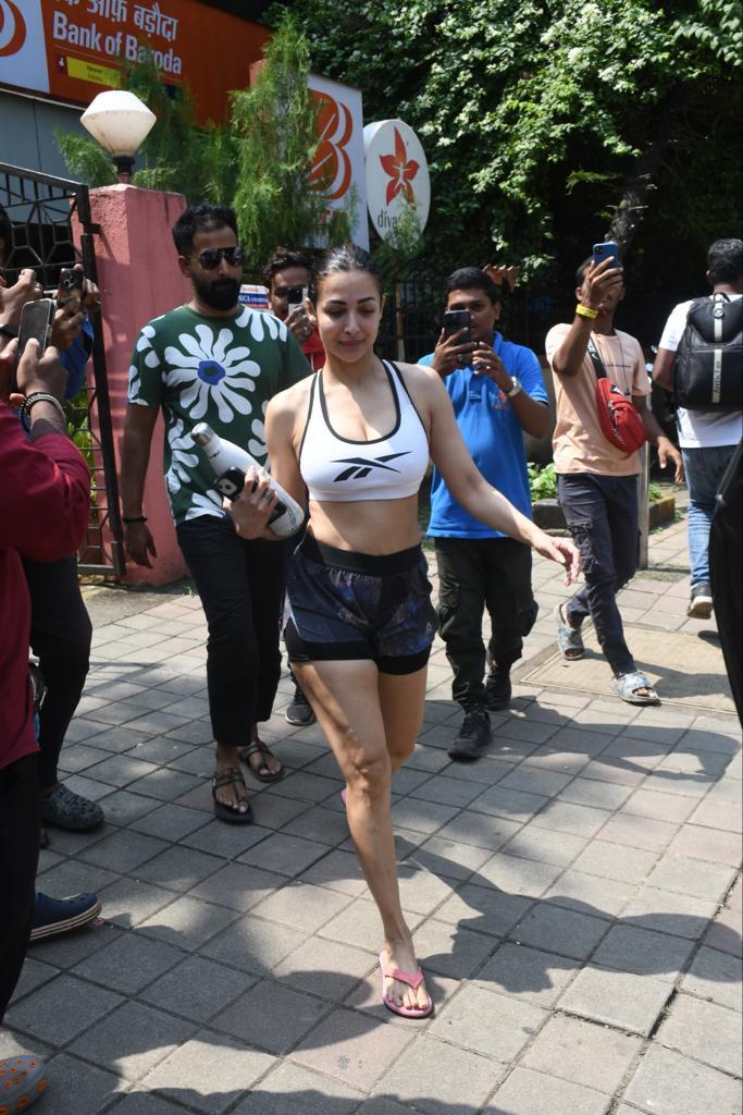 Malaika Arora का जिम लुक फिर हुआ वायरल, 49 साल की उम्र में हैं बेहद ही फिट