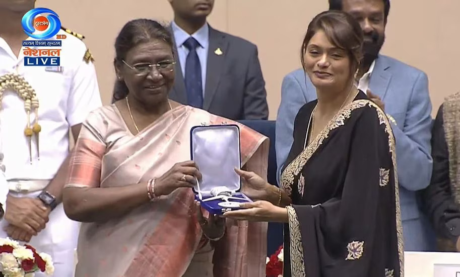 National Film Award 2023: Alia Bhatt, Kriti Sanon, Allu Arjun and Others Receive Top Honors