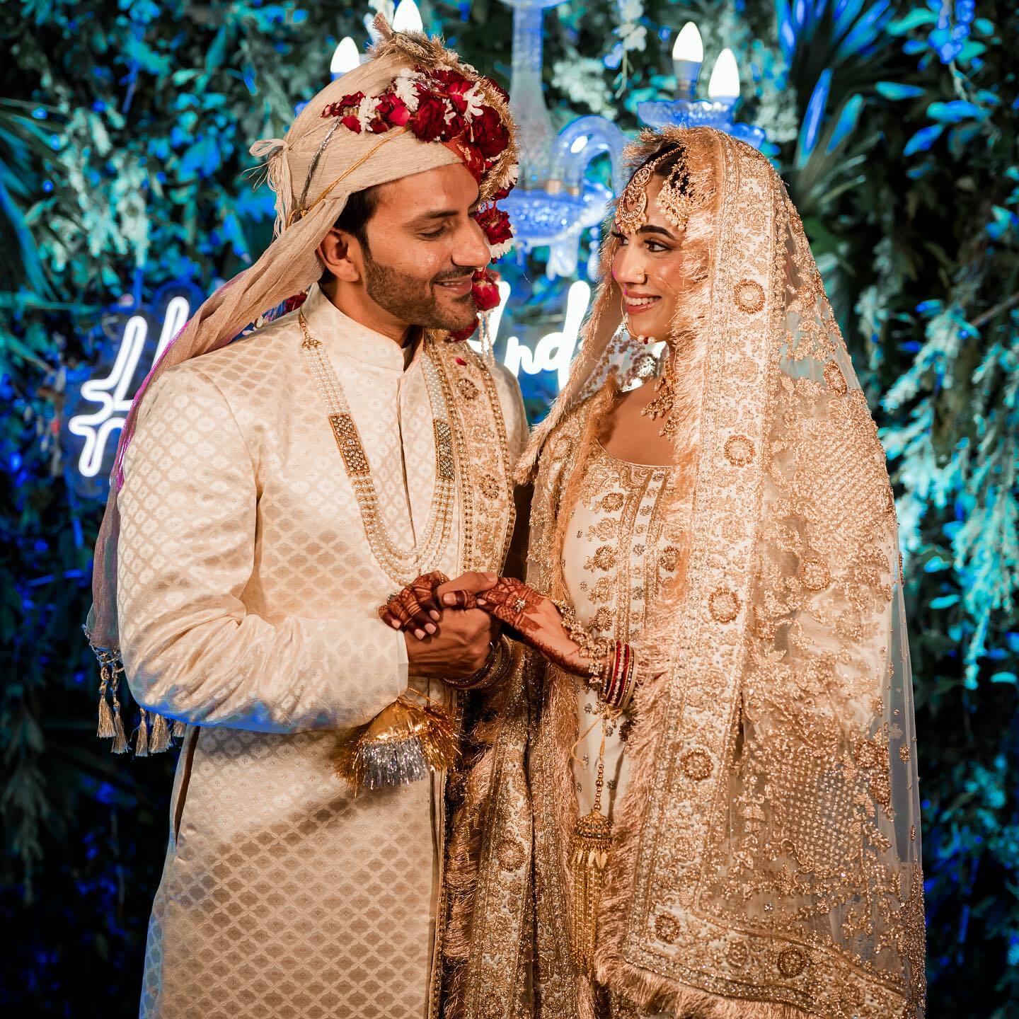 तीसरी बार घोड़ी चढ़ा ये एक्टर, ज़ोर-शोर से बजीं शहनाई, दुल्हनिया संग शेयर की तस्वीरें 