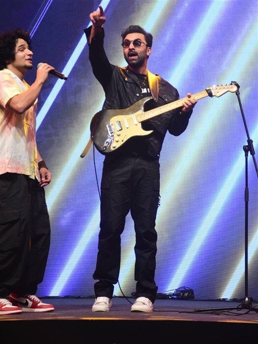 Animal Promotions: Ranbir Kapoor and Bobby Deol's Off-Screen Bond Steals the Show