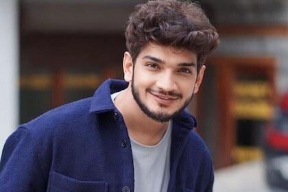 Elvish Yadav से पहले सोशल मीडिया के ये सितारे भी हुए हैं विवादों का शिकार, झेलनी पड़ी खूब आलोचनाएं