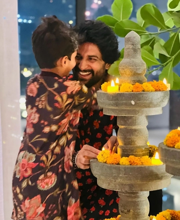   ತೆಲುಗು, ಬಾಲಿವುಡ್ ತಾರೆಯರ ದೀಪಾವಳಿ ಸಂಭ್ರಮ: ಫೋಟೋಗಳು