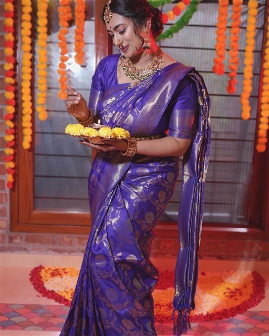 ಮಗಳೊಂದಿಗೆ ಸಿಂಪಲ್ ಆಗಿ ದೀಪಾವಳಿ ಆಚರಿಸಿದ ಶ್ವೇತಾ ಶ್ರೀವತ್ಸವ್