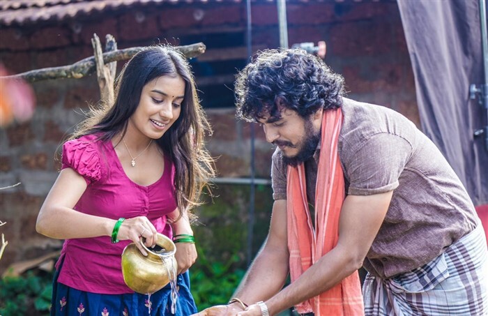 ಮೊದಲ ಸಿನಿಮಾದಲ್ಲೇ ಪಕ್ಕಾ ದೇಸಿ ಲುಕ್ ಕೊಟ್ಟು ಬಂದ ಈ ಅಪ್ಪಟ ಬೆಂಗಳೂರು ನಟಿ ಯಾರು ಗೊತ್ತಾ?