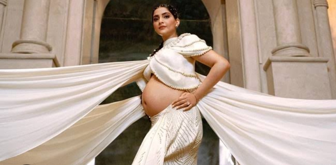 Rubina Dilaik ही नहीं बल्कि ये हसीनाएं भी करवा चुकी हैं बोल्ड मैटेरनिटी फोटोशूट, सोशल मीडिया पर मच गया था बवाल