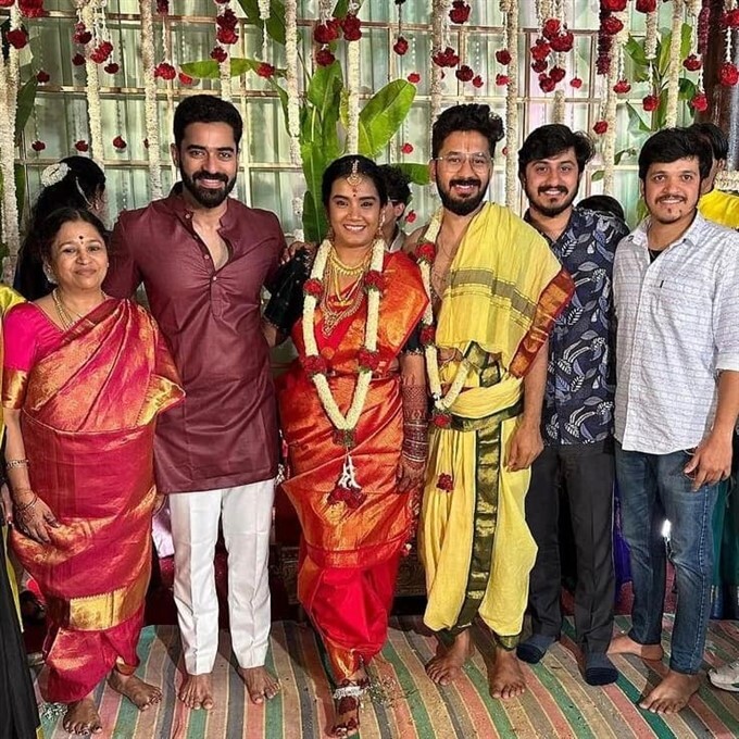 ಸಂಗೀತ ನಿರ್ದೇಶಕ, ನಟ, ಗಾಯಕ ವಾಸುಕಿ ವೈಭವ್ ಮದುವೆಯ ಚಿತ್ರಗಳು