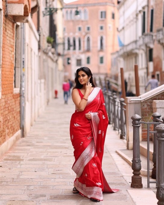 ದಿನದಿಂದ ದಿನಕ್ಕೆ ಗ್ಲಾಮರ್ ಬೊಂಬೆಯಾಗುತ್ತಿರೋ ಬಿಗ್ ಬಾಸ್  ಬ್ಯೂಟಿ ದಿವಿ ವಡ್ತ್ಯಾ