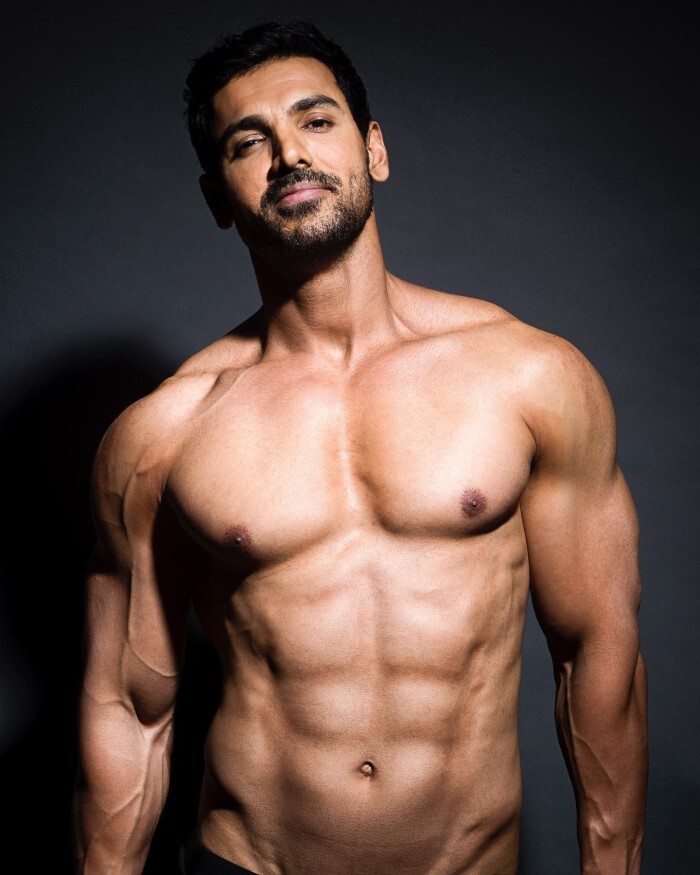 बॉलीवुड के इस अभिनेता ने बैक टू बैक दी फ्लॉप फिल्में, फिर पर्दे पर बना विलेन, फ़िल्म गई 1000 करोड़ के पार